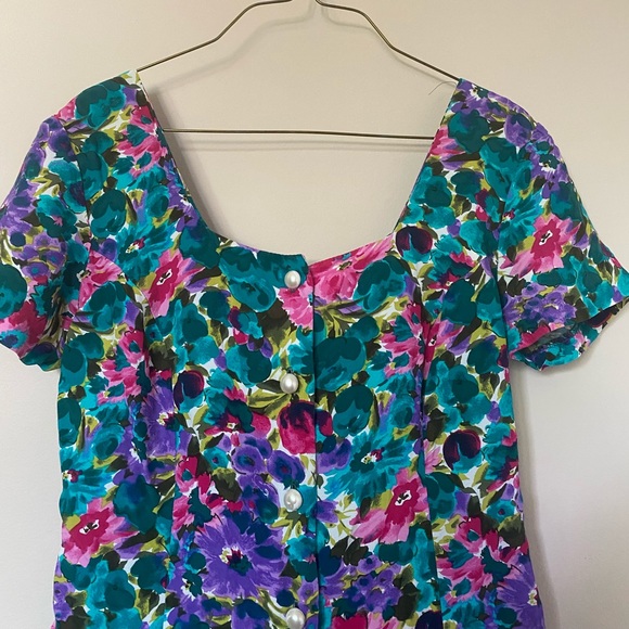 vintage - floral button down romper 🌺 - Picture 4 of 7